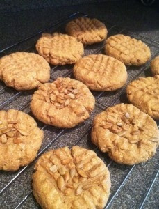 Banana Bread with a Cinnamon & SugarSwirl. Totally unhealthy but oh so ...