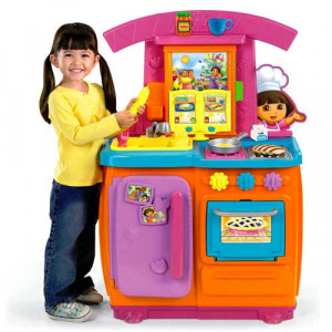 Child-size kitchen featuring over 60 phrases in English & Spanish.