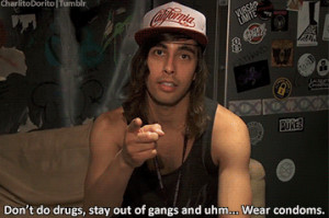 advice from the one and only Vic Fuentes himself.