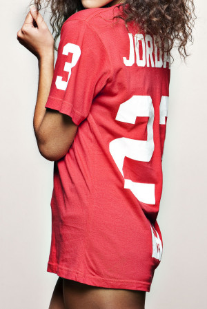michael-jordan-23-mvp-t-shirt-red-f_01