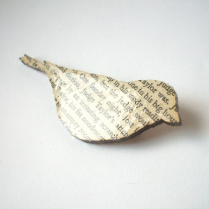 Gifts for book lovers - To Kill A Mockingbird Book Brooch