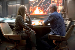 OFFICIAL: New Stills from 'The Hunger Games: Mockingjay Part 1 ...