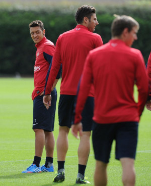 Giroud and Ozil will have to be in perfect sync if Arsenal are going ...
