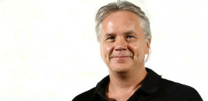 Tim Robbins returns to feature film directing with spy story City of ...