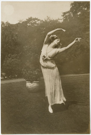 anna pavlova ca 1914 outdoors in grecian costume pavlova was ...