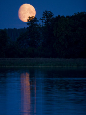 Moon Reflection Water Night