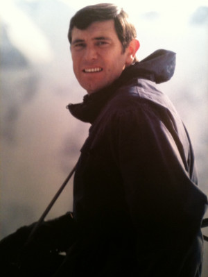 George Lazenby Pictures