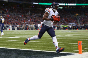 Brandon Marshall #15 of the Chicago Bears scores a touchdown against ...