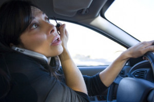 Survey: 9 out of 10 say phoning while driving should be illegal - half ...