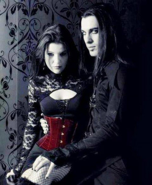 ... me it appears the girl is a Vampire Goth and the boy a Romantic Goth