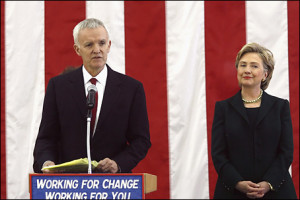 Bob Kerrey Goes for Clinton