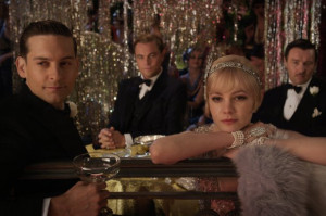 Tobey Maguire as Nick Carraway, Leonardo DiCaprio as Jay Gatsby, and ...