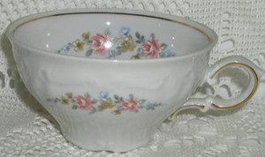 ... Bavaria Germany Coffee Tea Cup Cups Pink Blue Tan Floral Flowers