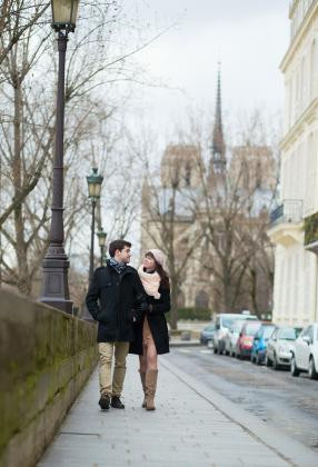couple walking in France