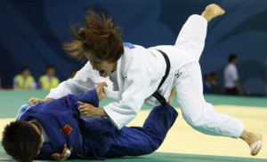 Japan’s Ryoko Tani, right, and China’s Wu Shugen in Beijing (Photo ...