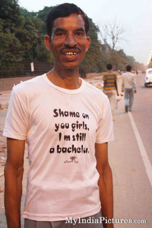 Funny T-Shirt Comment – Shame on you girls i am still a Bachelor