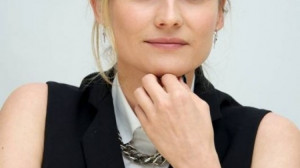 Diane Kruger wears Jaeger-LeCoultre Joaillerie 101 timepiece whic is ...