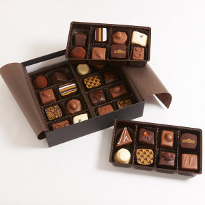 Assorted 32-Piece Monticello Chocolate