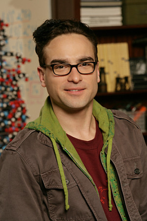 Leonard de The Big Bang Theory-leonard-big-bang-theory-posando.jpg