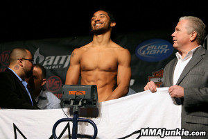 Bendo is going to win again, and we'll all get to enjoy his exposed ...