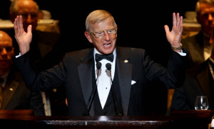 quotes from former ESPN college football analyst Lou Holtz on faith ...