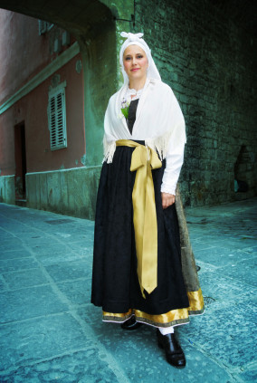 Traditional Slovenian Dress - Female Slovenian National Clothing