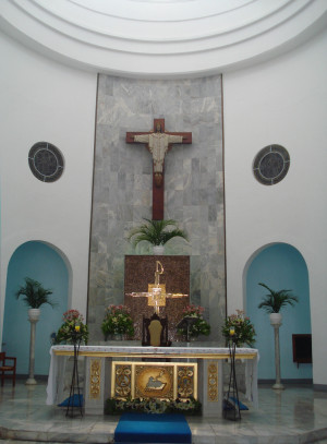 Catholic-Church-Altar-roman-catholic-church-31466144-753-1024.jpg