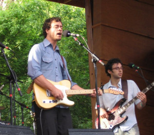 Amos Lee Live in Concert in Lyons, CO - © Kim Ruehl, licensed to ...