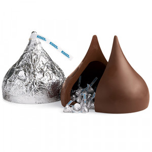 World's Largest HERSHEY'S KISS Milk Chocolate