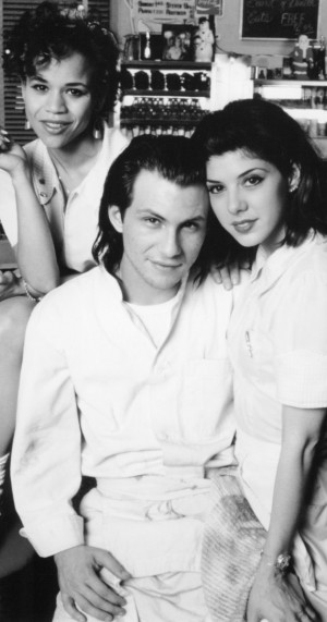 MV5BNDY0ODMxOTQ3M15BMl5BanBnXkFtZTcwNzExNDAxMw@@._V1_SY1200_CR127,0 ...