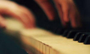 Piano-playing-007.jpg