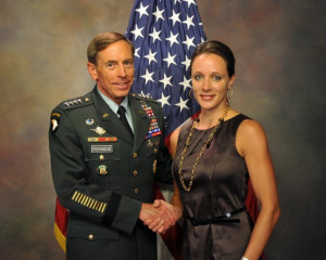 Paula Broadwell Nude? (David Petraeus Affair) Update: Paula Broadwell ...