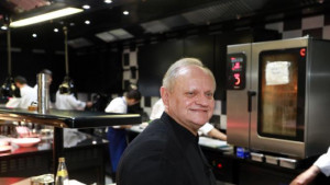 French cook Joel Robuchon, pictured in the kitchen of 'La Grande ...