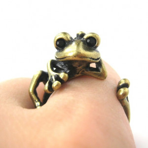 Miniature Frog Animal Wrap Around Hug Ring in Bronze - Size 4 to 9 ...