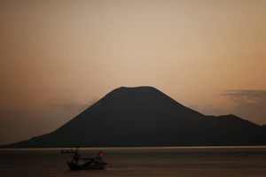 Animated sequence of an ash eruption before dawn (c)