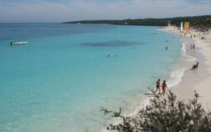 playa esmeralda guardalavaca