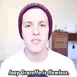 joeygraceffa:How do I even begin to explain Joey Graceffa?HAHA OMG!