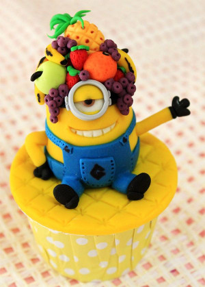 Minion Cupcake~ here a great cupcake. I love it & I’m sure that the ...