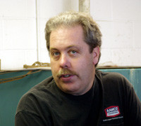 MAX WRIGHT als Dr. Wormser