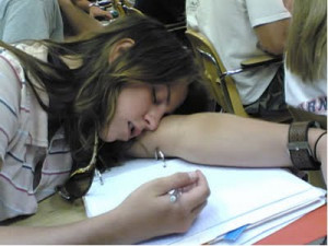 sleeping_in_class