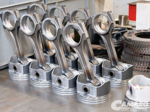 Hks Pistons And Connecting...