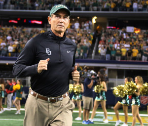 Baylor head coach Art Briles takes the field before the Texas Tech ...