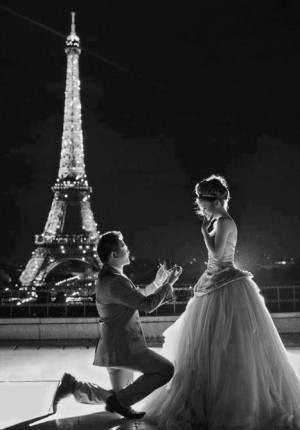 Romantic Eiffel Tower pictures