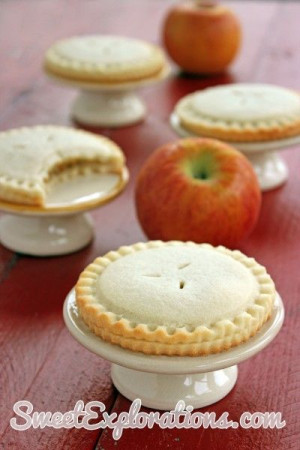 Apple Pie Cookies -- How totally ADORABLE! When we get our Henrietta ...