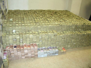 mexican drug cartel money.jpg