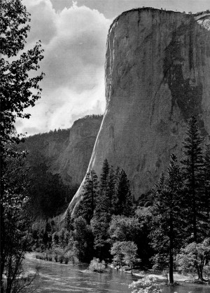 ... the Valley floor, and is one of the famouslandmarks of Yosemite