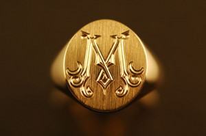 love signet rings... Engraving Jewelry, Engraving Letters, Class Rings ...