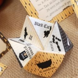 Cootie Cathcers! ->Make this Halloween cootie catcher fortune teller ...