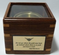 Glass Top Engraved Desk Compass: Engraved Emerson Quote I