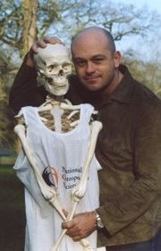 Ross Kemp with what is widely regarded to be his one true love, Dot ...
